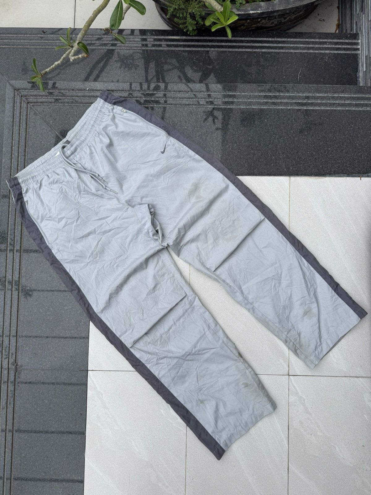 90’s NIKE RARE SWOOSH MULTI LOGO Y2KVINTAGETRACK NYLON PANTS