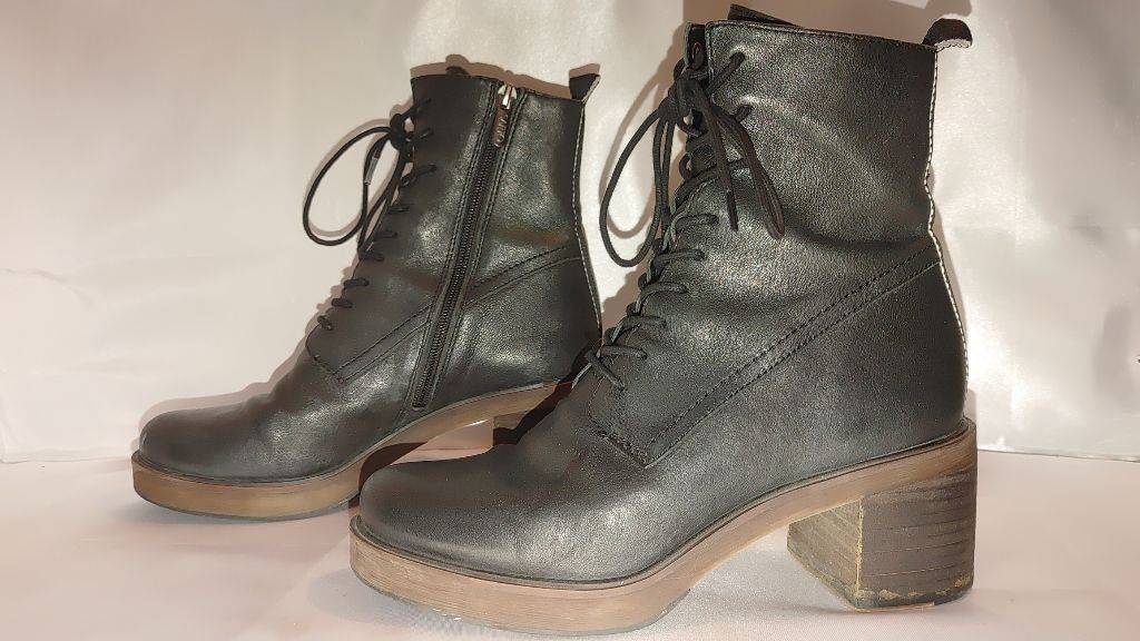 Franco Sarto Sarto by Franco Sarto Boots Size 8.5M Size US 8.5 / IT 38.5 - 3 Thumbnail