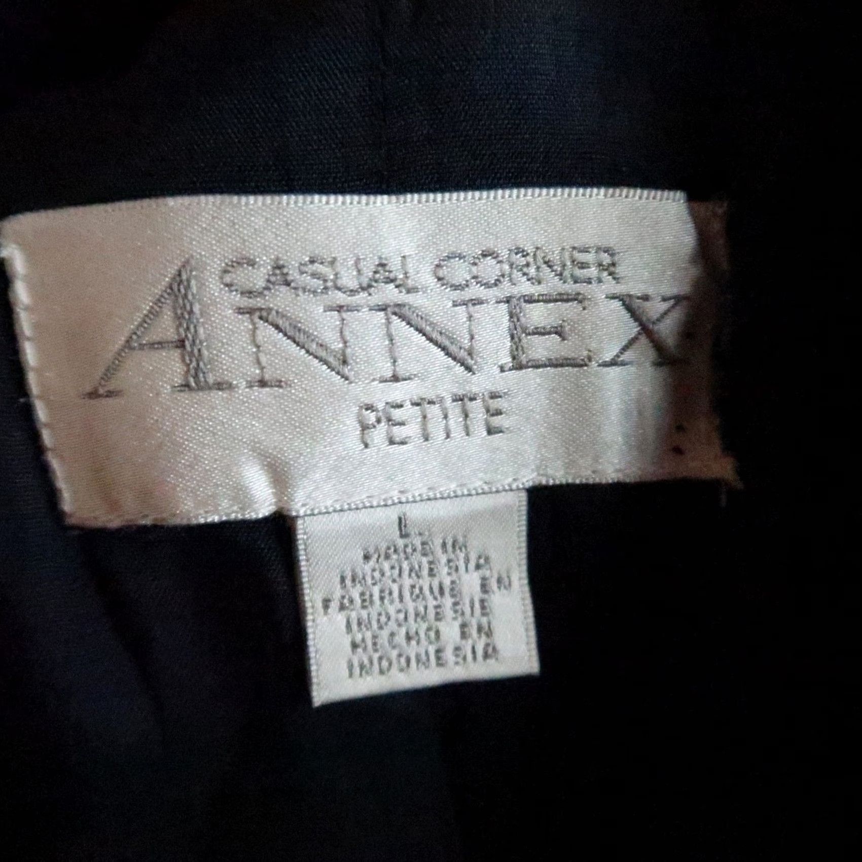 Vintage VINTAGE Casual Corner Pea Coat Navy Blue Wool L Womens 90s Coat Long Sleeve Buttons Fall Winter Size L / US 10 / IT 46 - 5 Thumbnail