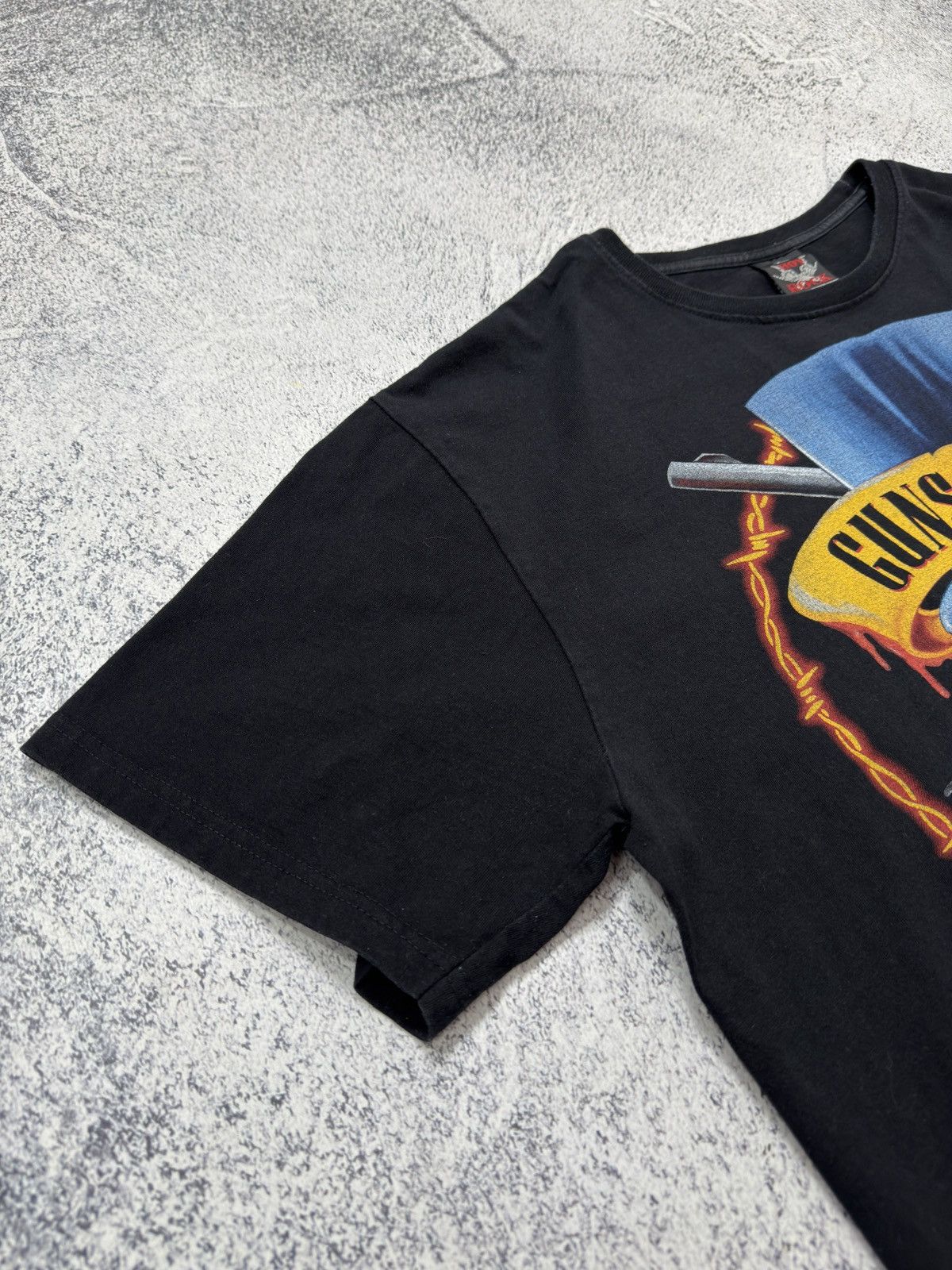 Guns N' Roses VINTAGE 90s GUNS N ROSES USE YOUR ILLUTION TOUR BAND T-SHIRT Size US XL / EU 56 / 4 - 8 Thumbnail