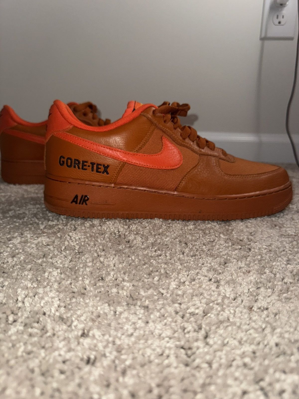 Nike Nike Gore-Tex Air Force 1 Low (Size 11) Size US 11 / EU 44 - 1 Thumbnail