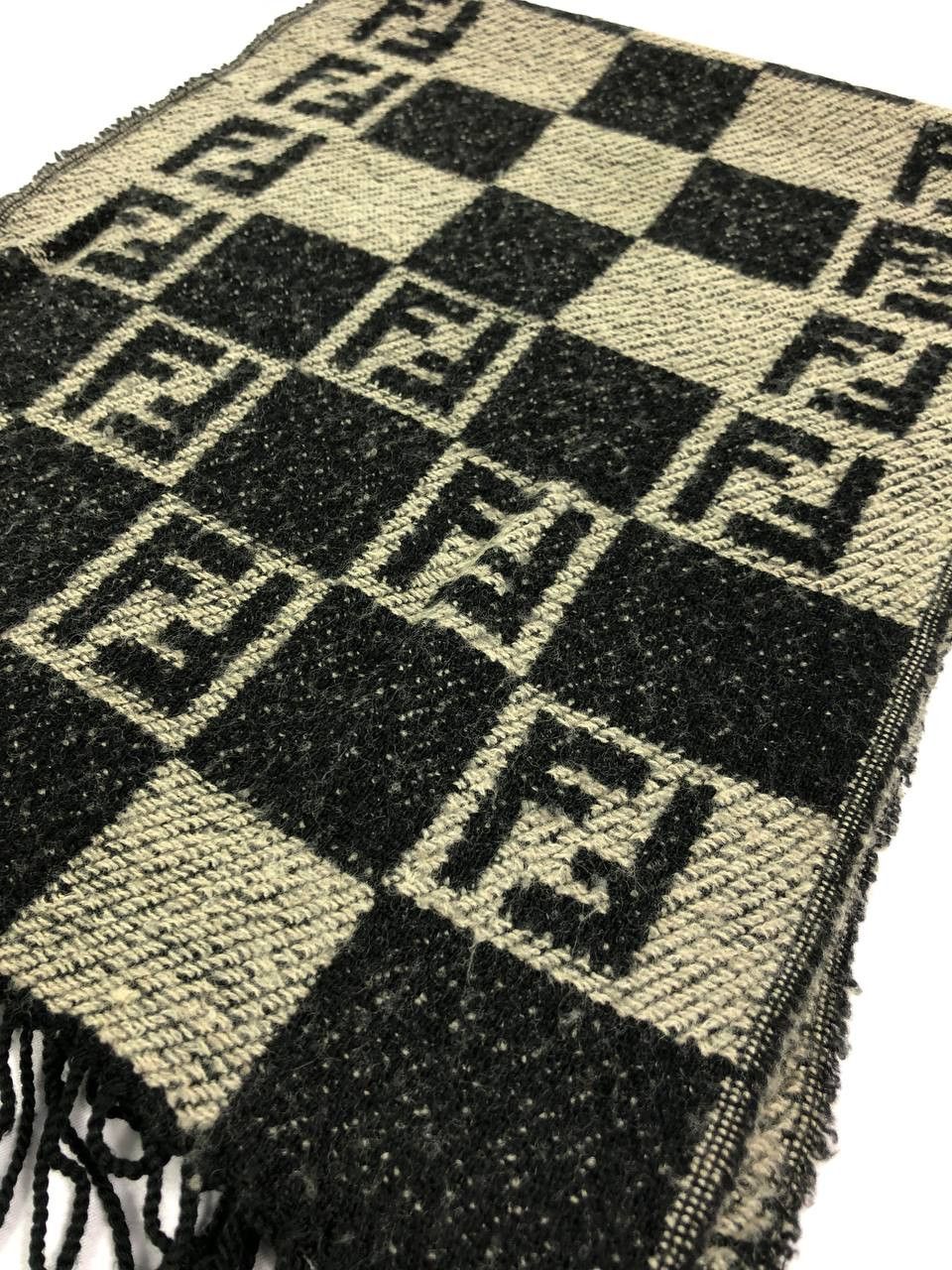 Fendi Fendi Scarf / Muffler / Neckwear FS330 Size ONE SIZE - 5 Thumbnail