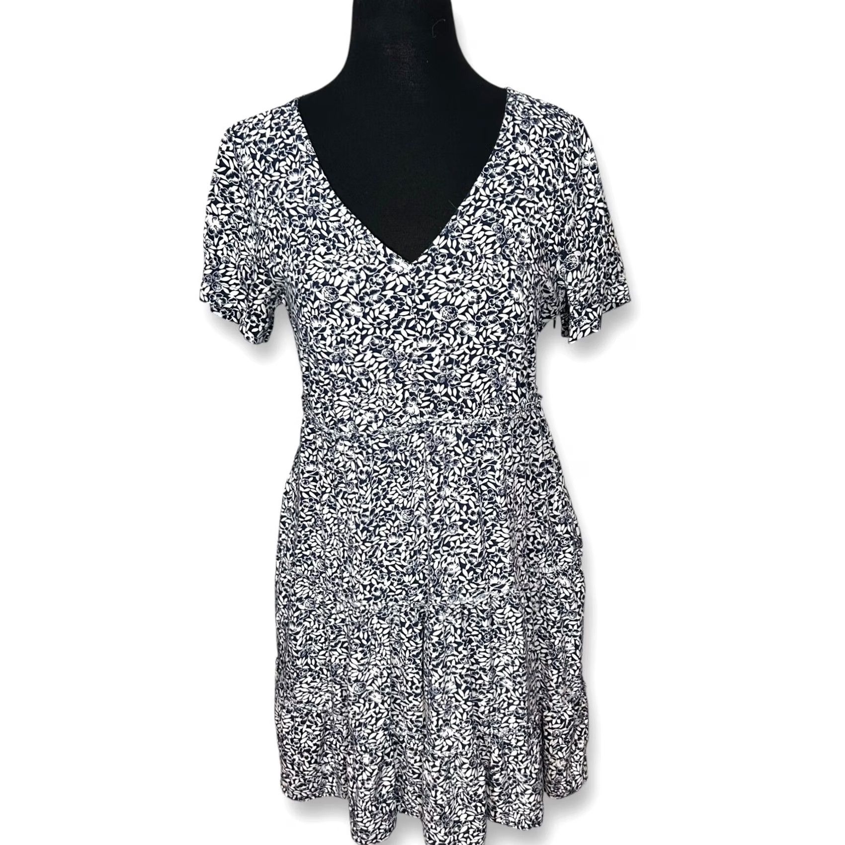 J.Crew J. Crew Floral Print V Neck Tiered Short Sleeve Mini Casual Dress XS Women Size 26" / US 2 / IT 38 - 2 Thumbnail