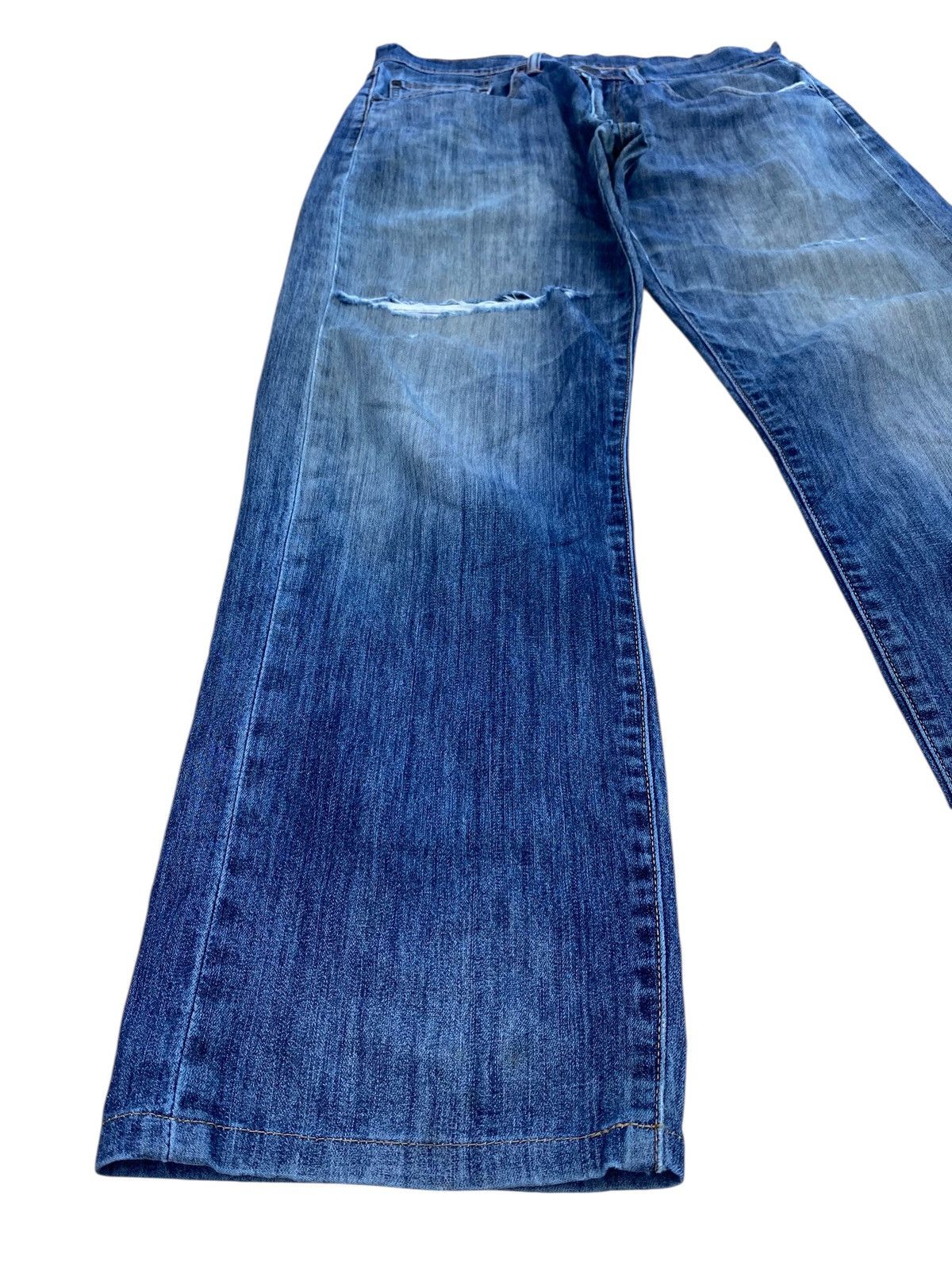 Levi's Levi’s Brand Faded Wash Ripped Style Soft Jeans Size US 32 / EU 48 - 7 Thumbnail