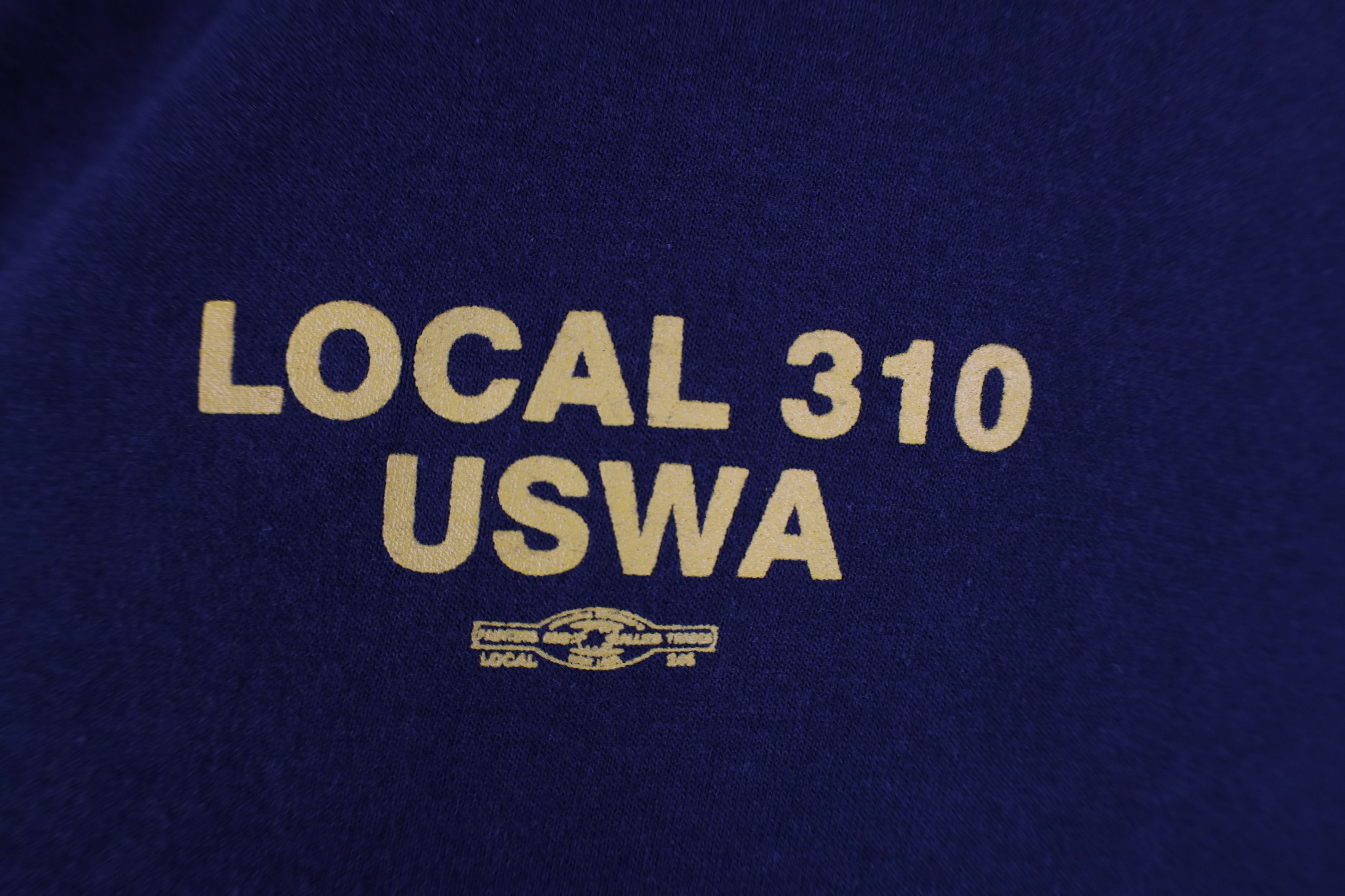 Vintage Vintage 90s Local 310 USWA United Steelworkers Union T-Shirt Size US XXL / EU 58 / 5 - 4 Thumbnail