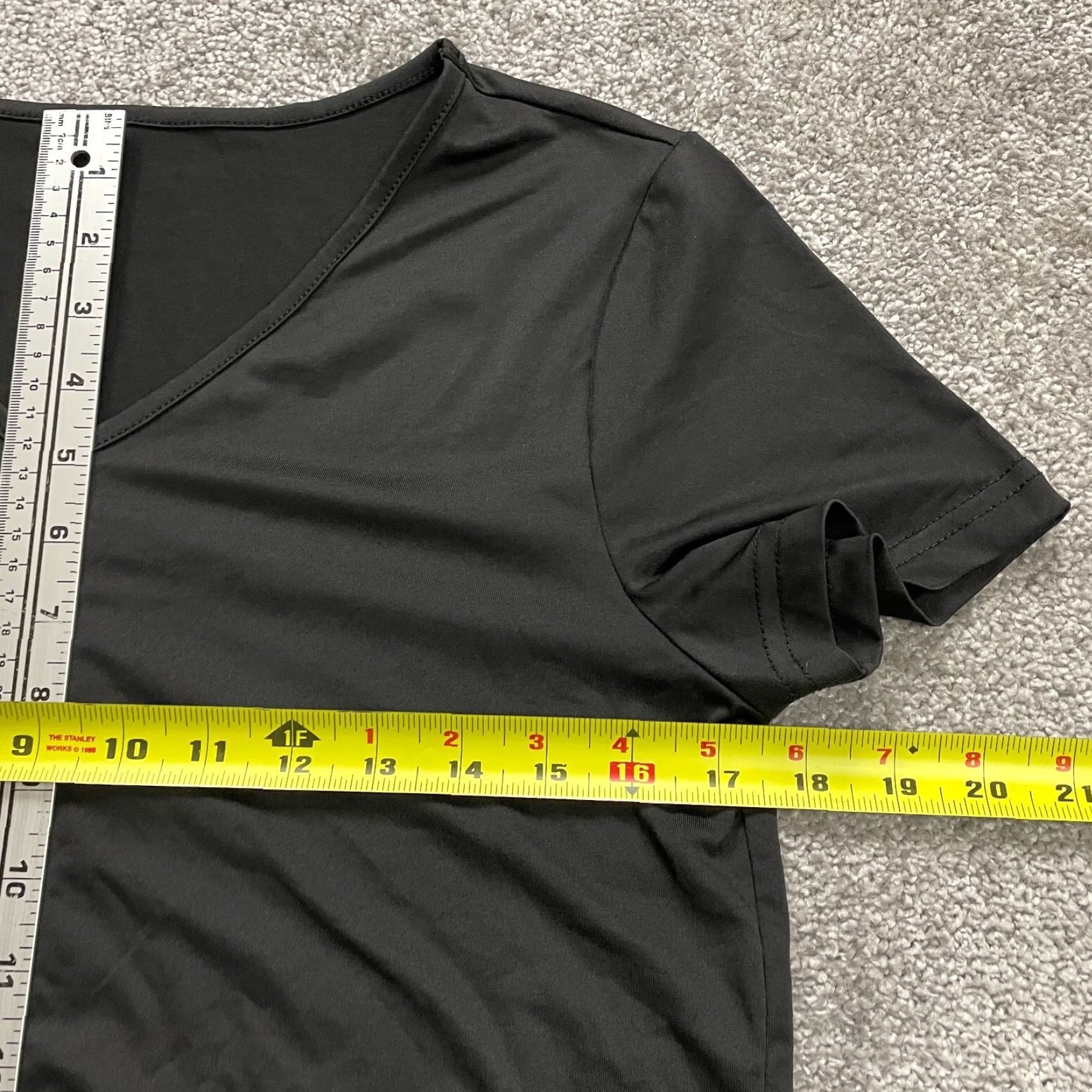 Vintage Unbranded T-Shirt Womens Medium Black V-Neck Short Sleeve Athletic Gym Size M / US 6-8 / IT 42-44 - 7 Thumbnail