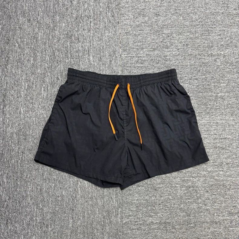 Fendi Fendi dark nylon full print shorts Size US 44 / EU 60 - 2 Thumbnail