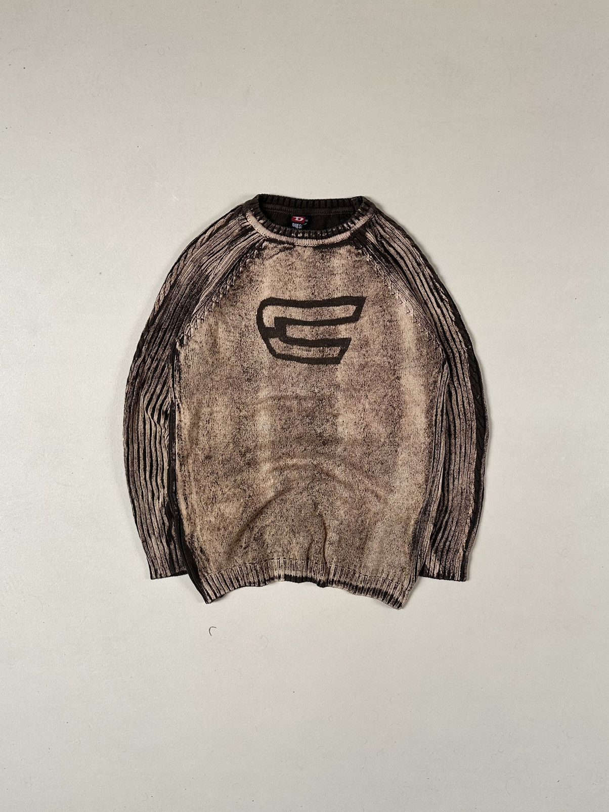 image of Avant Garde x Diesel Vintage Diesel Big Logo Sweater Knit Y2K Opium Washed Faded in Beige/Brown (Si