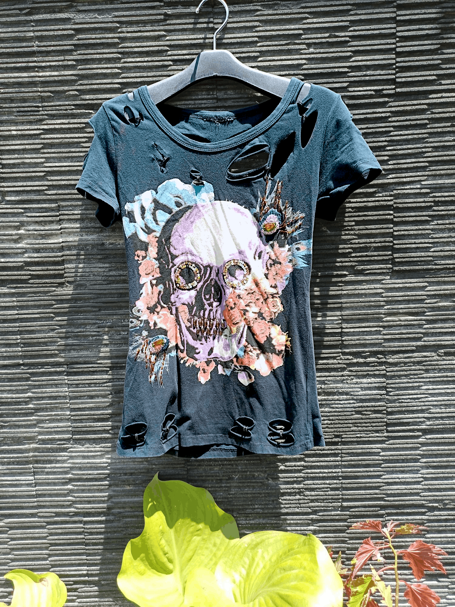 Vintage Crossbonez Distressed Skull Short Sleeve Strict TShirt Size US M / EU 48-50 / 2 - 17 Thumbnail
