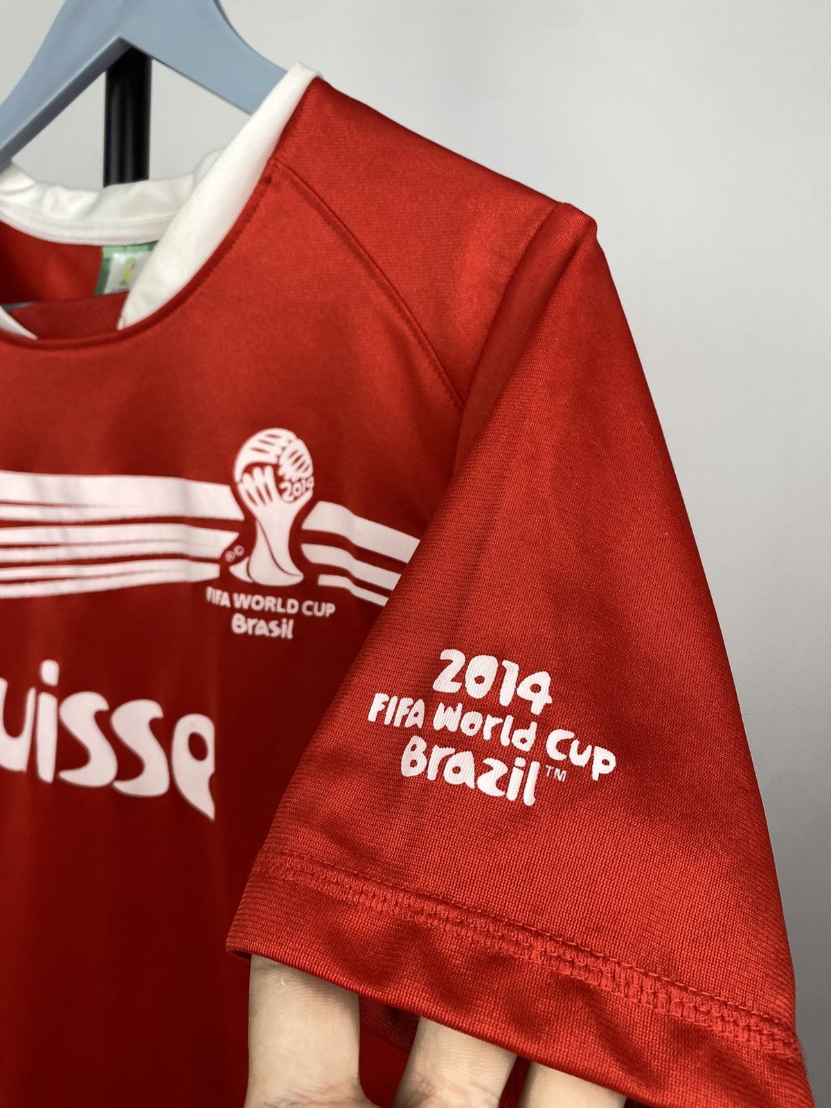 Vintage Vintage Suisse FIFA Brasil 2014 Soccer Jersey T Shirt Size US M / EU 48-50 / 2 - 4 Thumbnail