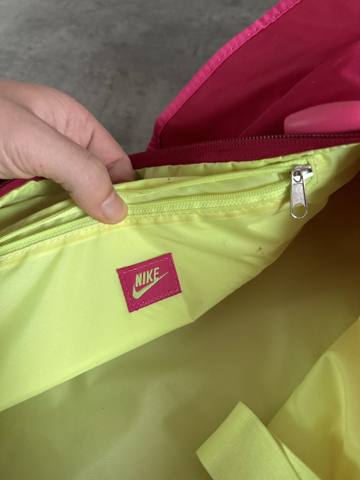 Nike × Vintage Nike Bag Vintage Training Pink 00s Y2K Crazy Swoosh Logo Size ONE SIZE - 6 Thumbnail