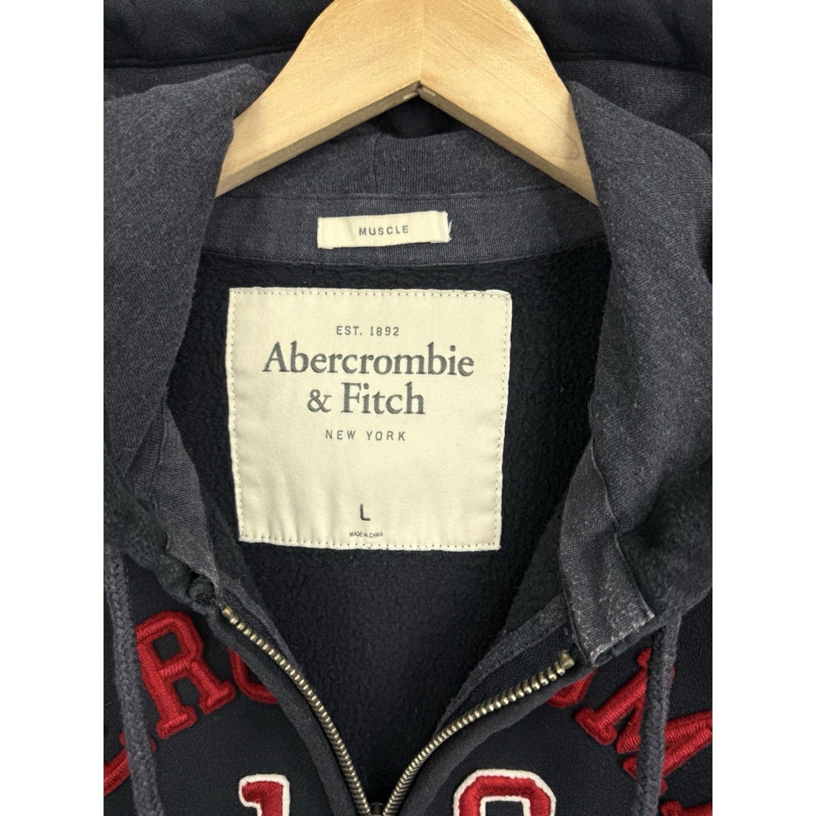 Abercrombie & Fitch VINTAGE Abercrombie & Fitch Distressed Hoodie Opium Style Rare Dark Blue L Mens Hoodie Size US L / EU 52-54 / 3 - 5 Thumbnail