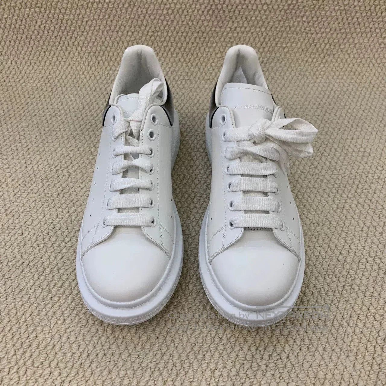 Alexander McQueen alexander mcqueen oversized white low. Size US 10 / EU 43 - 3 Thumbnail