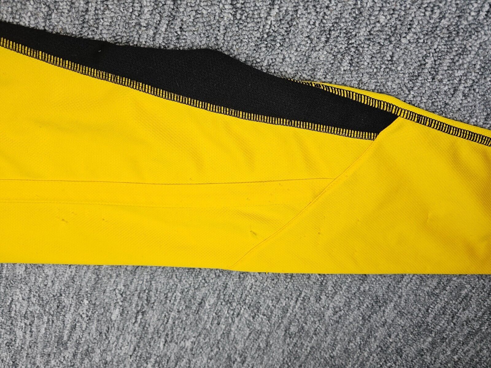 Umbro Umbro Sweden Euro 2000 Referee Jersey Y2K Vintage XL Size US XL / EU 56 / 4 - 9 Thumbnail