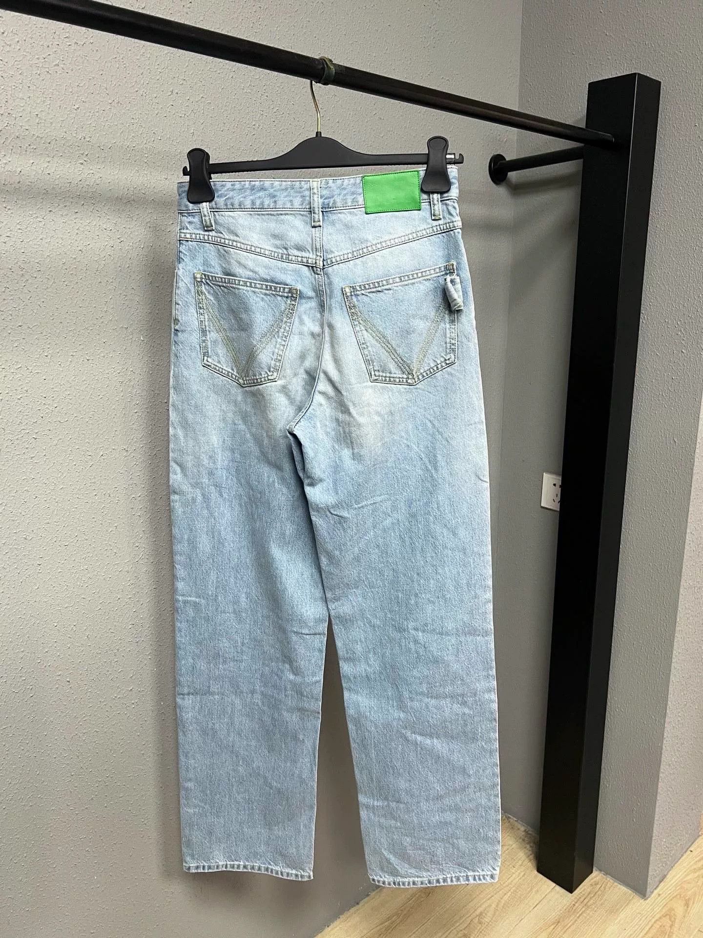 Bottega Veneta Bottega Veneta Washed Blue Jeans Size US 34 / EU 50 - 1 Thumbnail