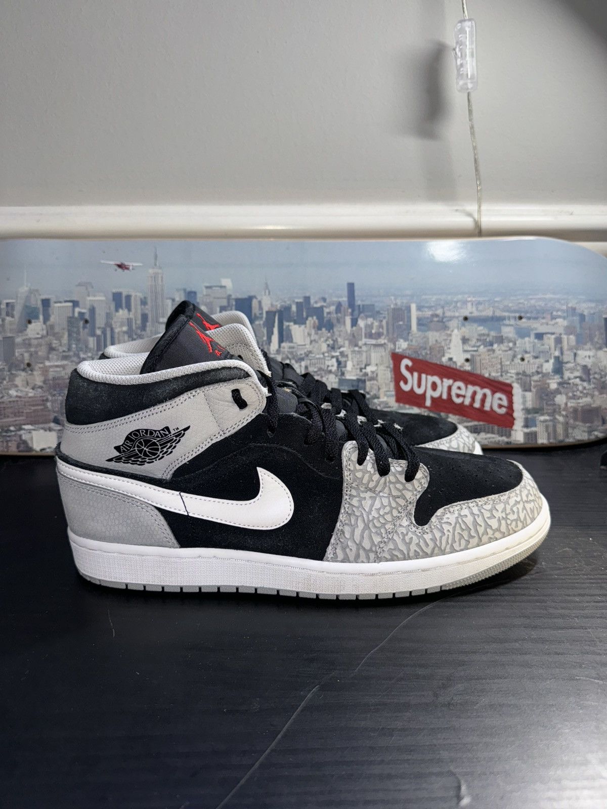 Jordan Brand × Nike Nike Air Jordan 1 Mid SE Elephant Print 2022 Size US 11.5 / EU 44-45 - 3 Thumbnail