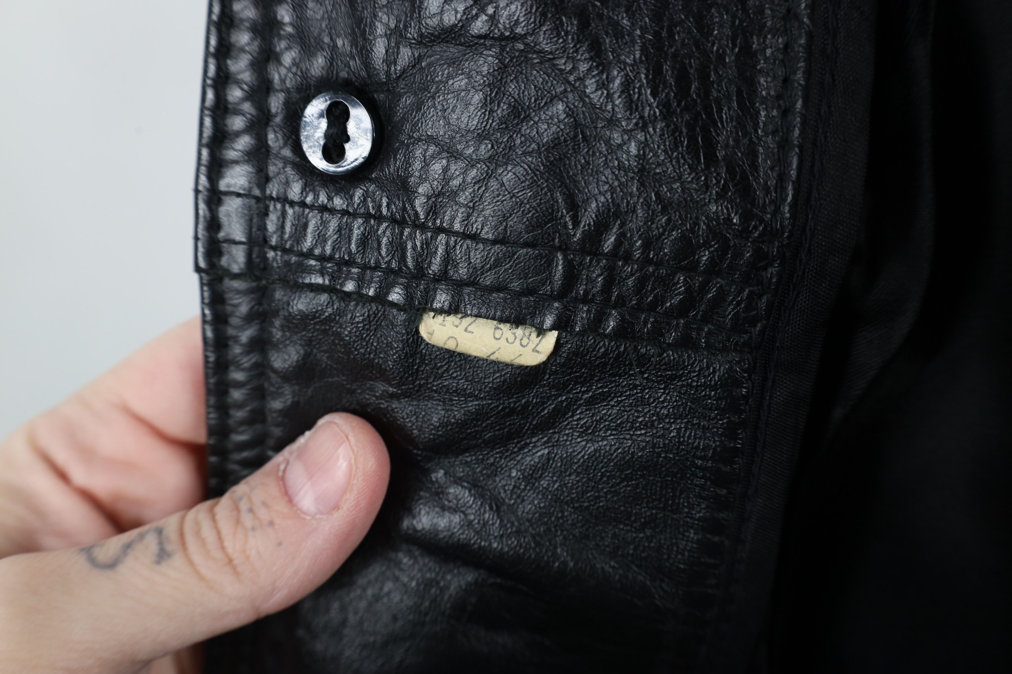 Vintage Vintage 70s Streetwear Full Button Leather Jacket Black USA Size US XXL / EU 58 / 5 - 13 Thumbnail