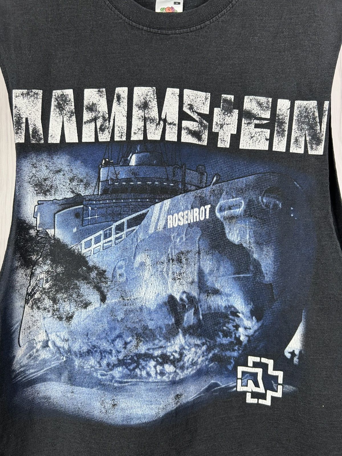 Band Tees Vintage Rammstein Rosenrot Album T-Shirt Tank Top Size M Size US M / EU 48-50 / 2 - 4 Thumbnail