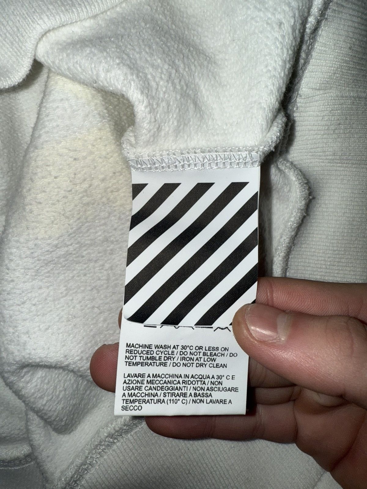 Off-White Size S - Off-White Acrylic Arrows Hoodie - White Size US S / EU 44-46 / 1 - 7 Thumbnail