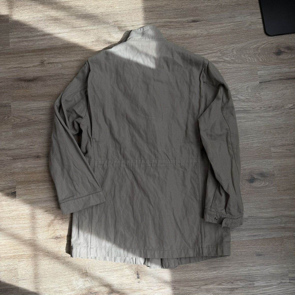 Mandarina Duck 2000S MANDARINA DUCK RAW CUT COATED FABRIC SHIRT JACKET Size L / US 10 / IT 46 - 9 Thumbnail