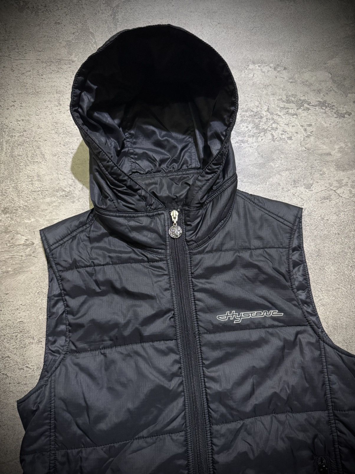Hysteric Glamour Vintage Hysteric Glamour Primaloft Vest Hooded Size US S / EU 44-46 / 1 - 2 Thumbnail