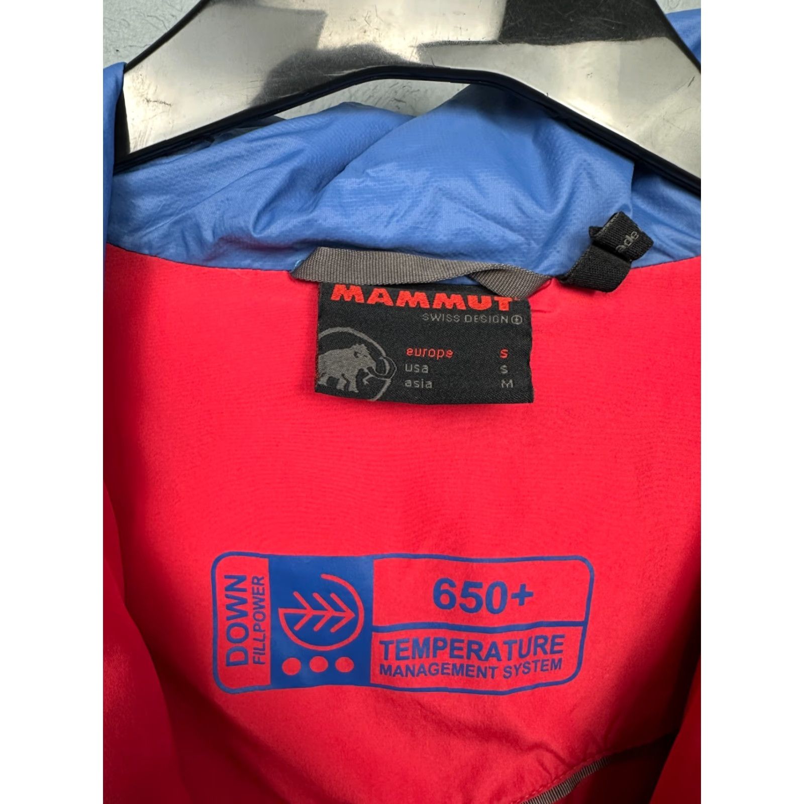 Mammut Mammut Womens Down Puffer Jacket S Jacket Womens Down Puffer Blue Logo Hooded Zip Regular Size S Size S / US 4 / IT 40 - 7 Thumbnail