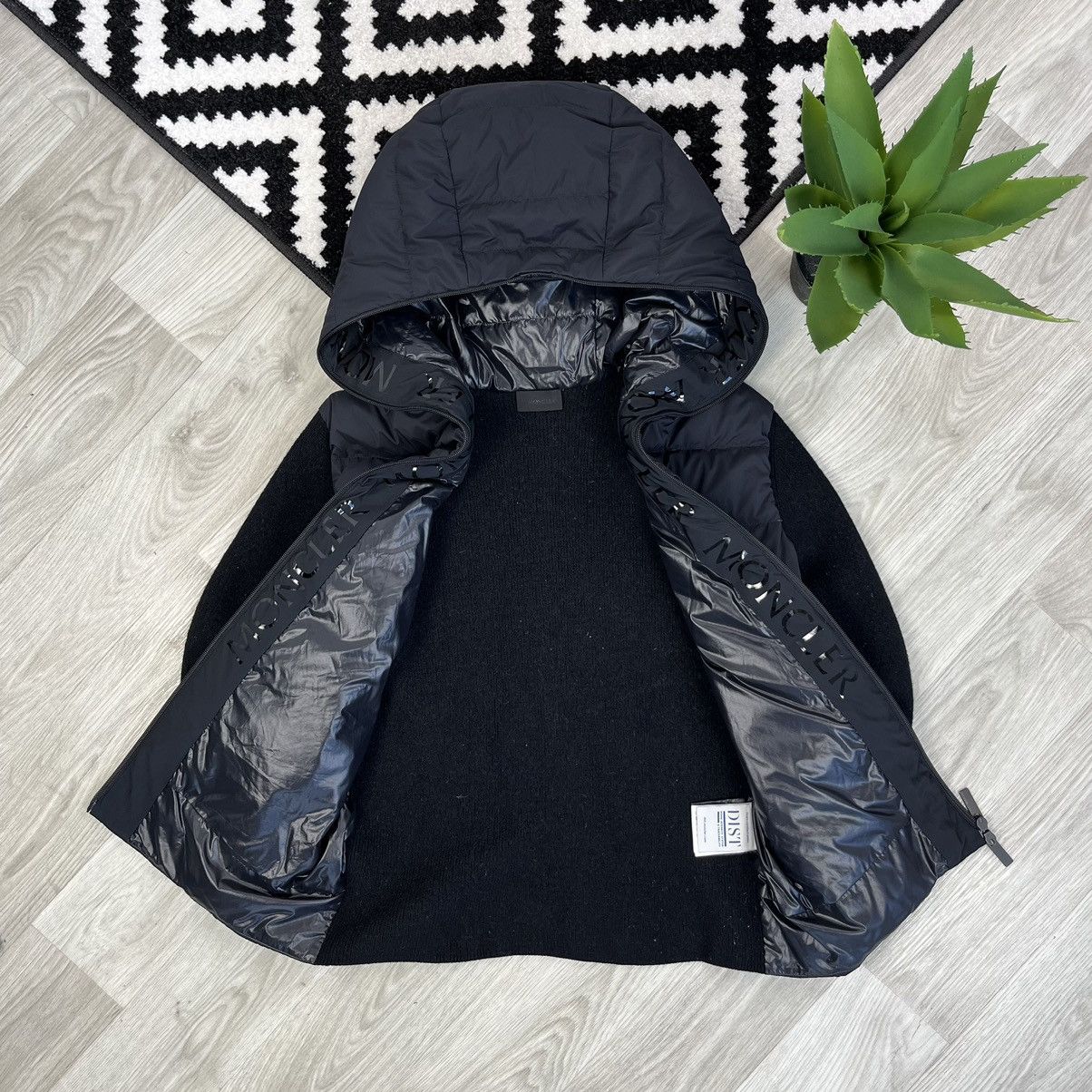 Moncler MONCLER CARDIGAN TRICOT HOODED DOWN PUFFER JACKET women’s L Size L / US 10 / IT 46 - 3 Thumbnail