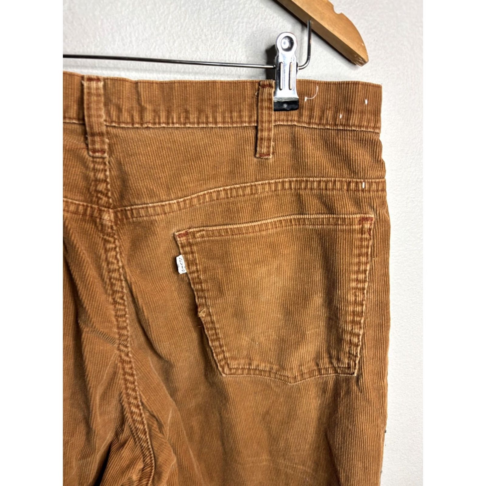 Levi's VINTAGE Levis Pants Mens 36x33 Brown Corduroy Chino Straight Leg 5 Pocket 80's Size US 36 / EU 52 - 5 Thumbnail