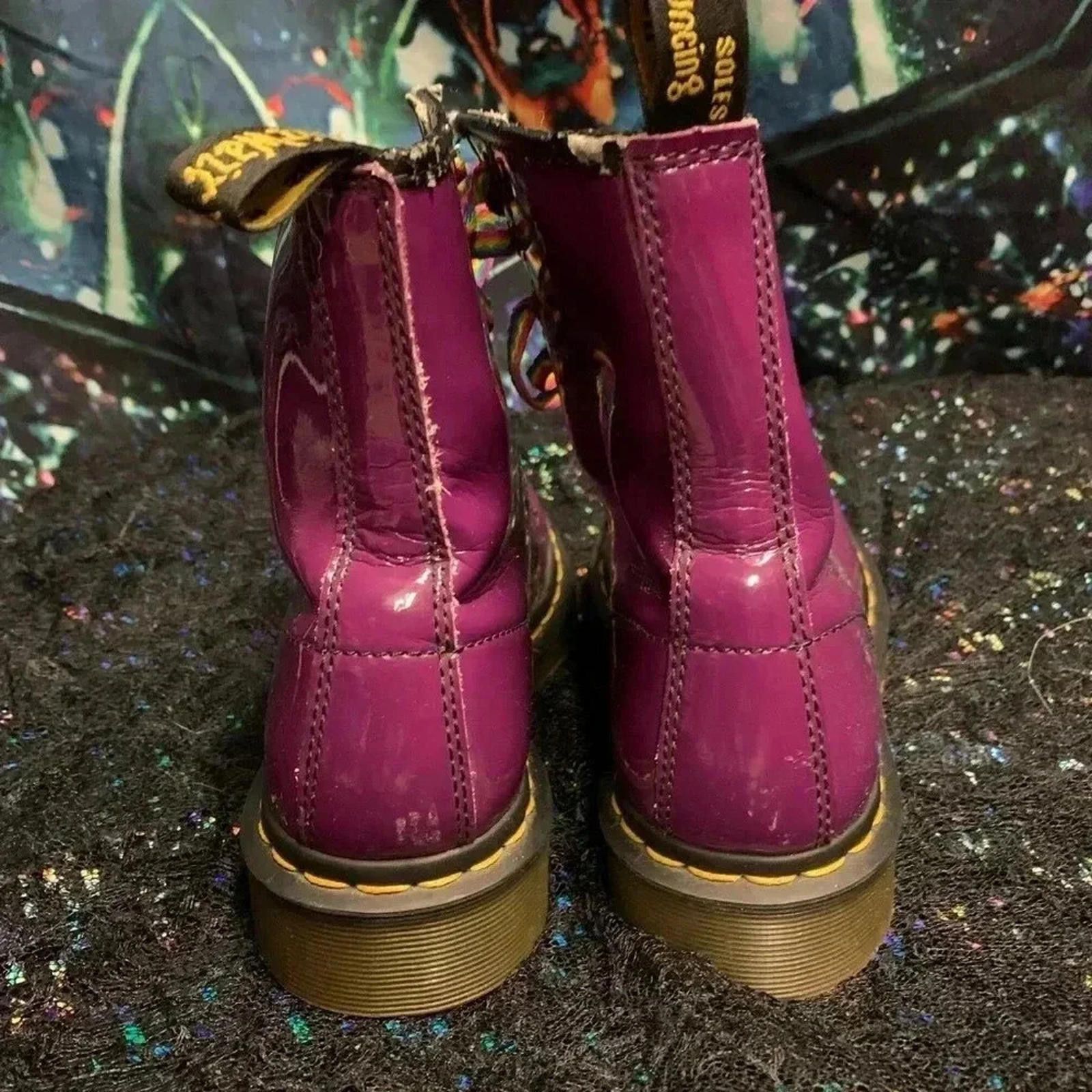 Dr. Martens Doc Martin’s purple 7 Size US 7 / IT 37 - 2 Thumbnail