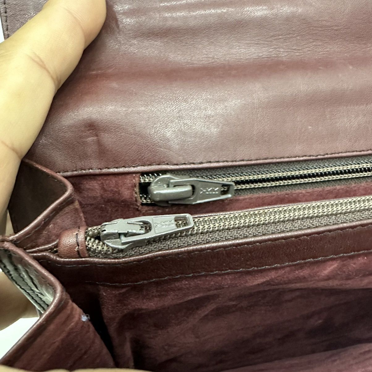 Cartier ‼️YES‼️ AUTHENTIC MUST DE CARTIER BURGUNDY LEATHER CLUTCH BAG Size ONE SIZE - 10 Thumbnail