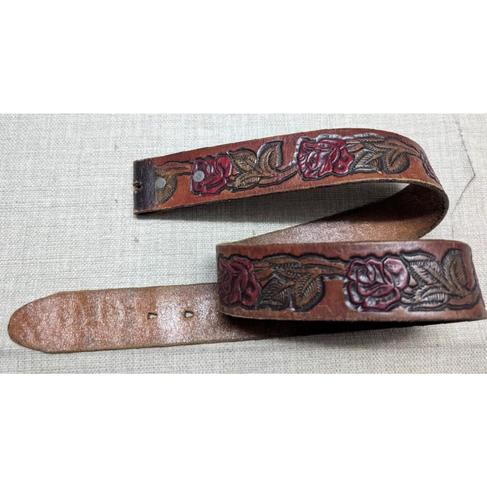 Vintage VINTAGE leather belt ROSES tooled Western belt floral buckle 30 brown Mens Accessories Size 30 - 4 Thumbnail