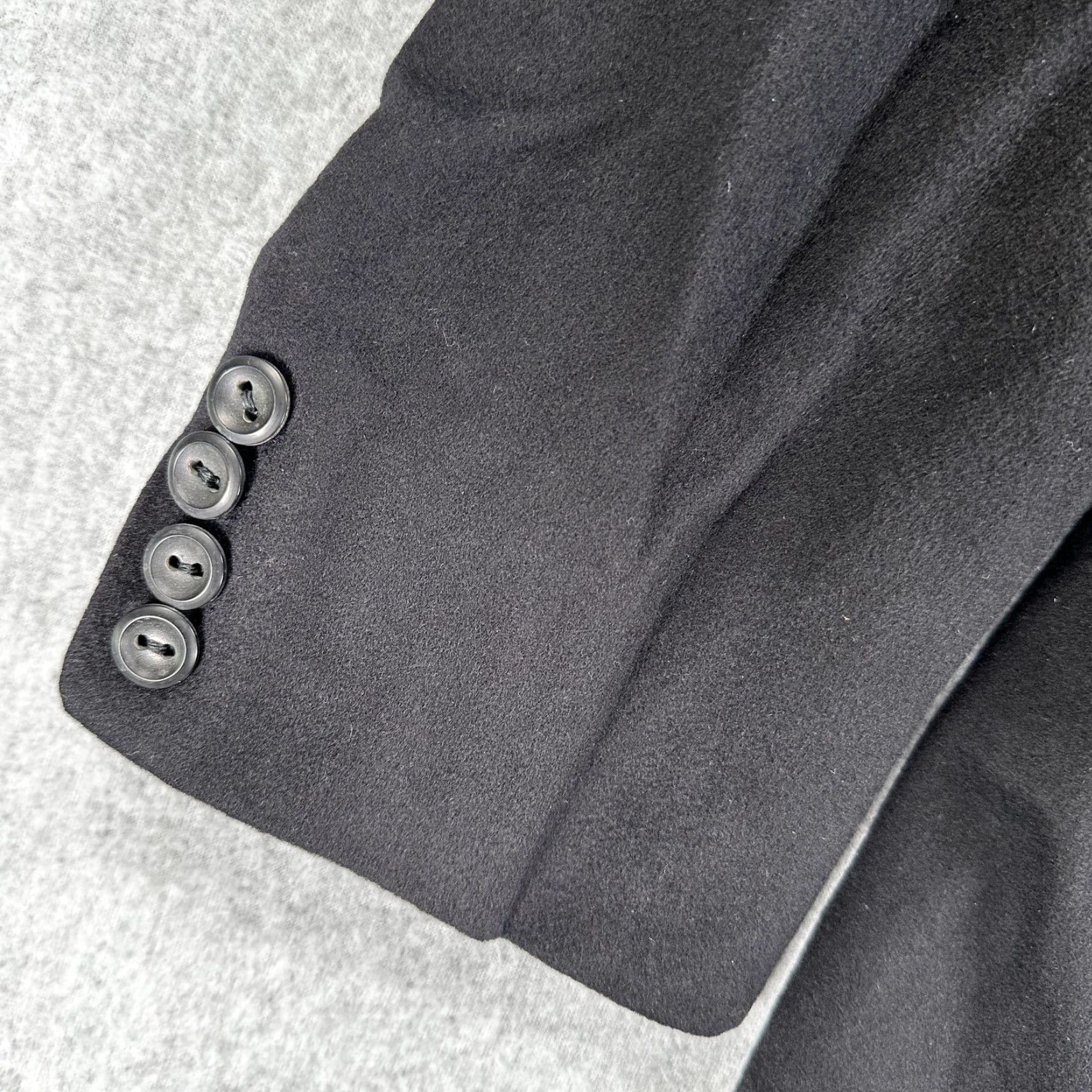 Vintage Oxxford Clothes Sport Coat Men 42 Black Cashmere Two-Button Notch Lapel Two Button Front Two-Button Jacket Neiman Marcus Conference Size US XS / EU 42 / 0 - 3 Thumbnail