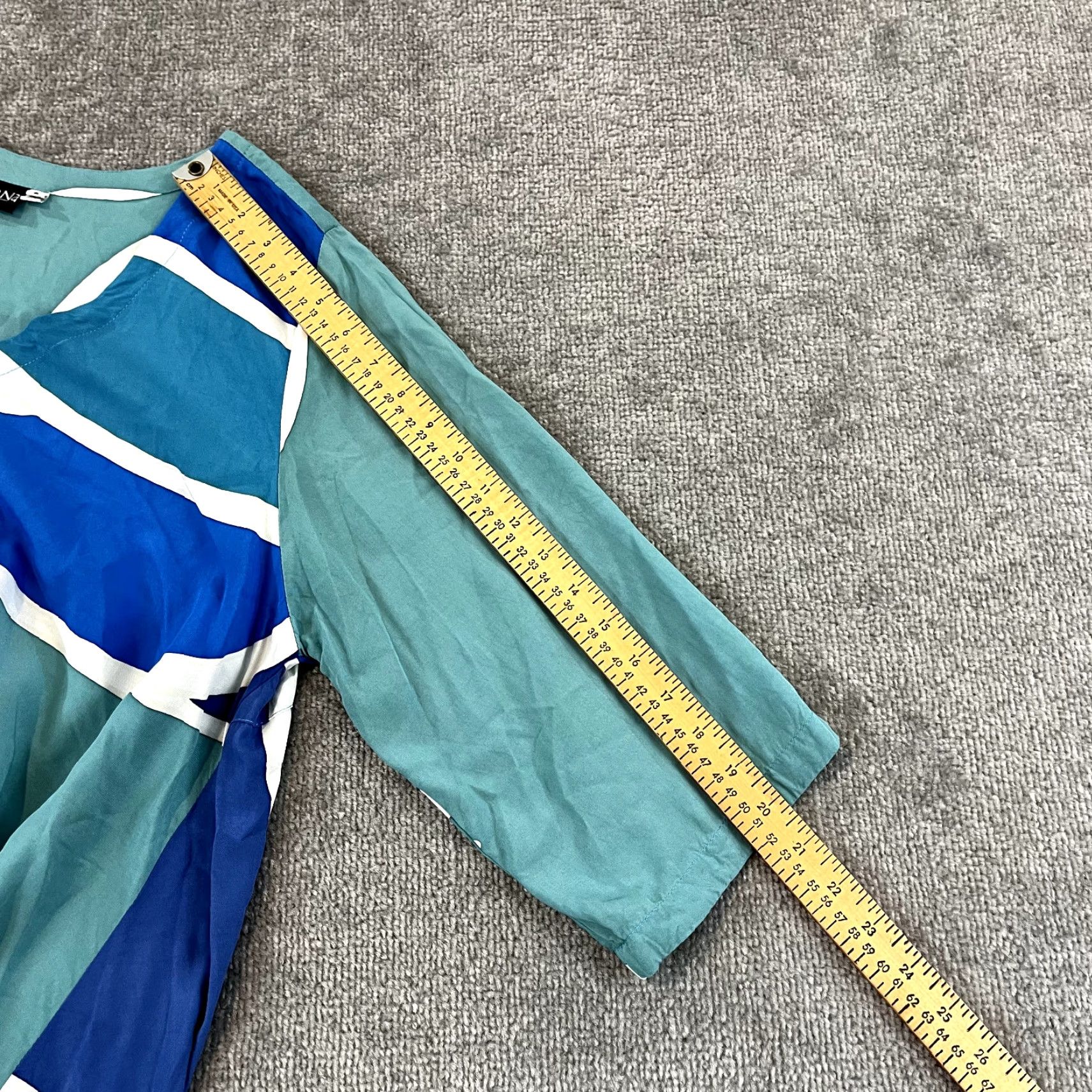 Vintage IGUANA Shirt Womens L Tunic Top Blue Abstract Wearable Art Oversized 3/4 SLV Tunic Geometric Casual Sleeve Womens L Blue Art 3/4 Sleeve Vintage? Size L / US 10 / IT 46 - 6 Thumbnail