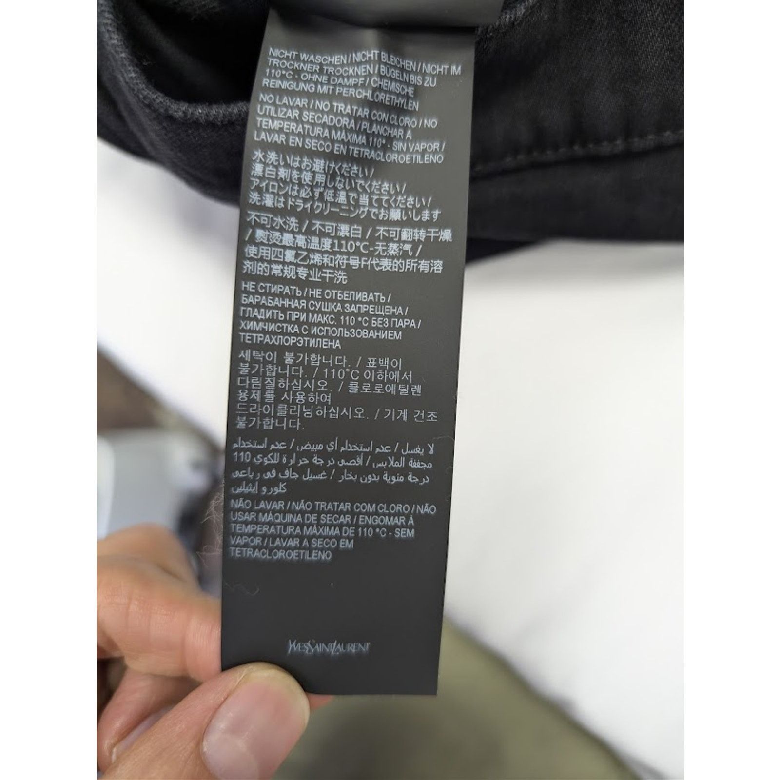 Saint Laurent Paris o1rshd1 Q:2 / Skinny 5 Pockets Low Jean Pants in Black Size US 38 / EU 54 - 16 Thumbnail