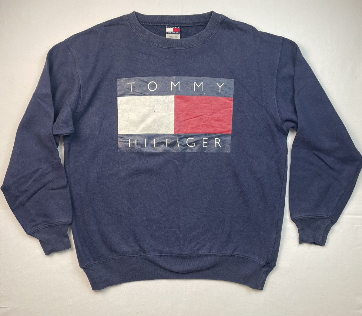 Tommy Hilfiger Vintage Sweatshirt Tommy Hilfiger Spellout Big Logo Size US M / EU 48-50 / 2 - 1 Thumbnail