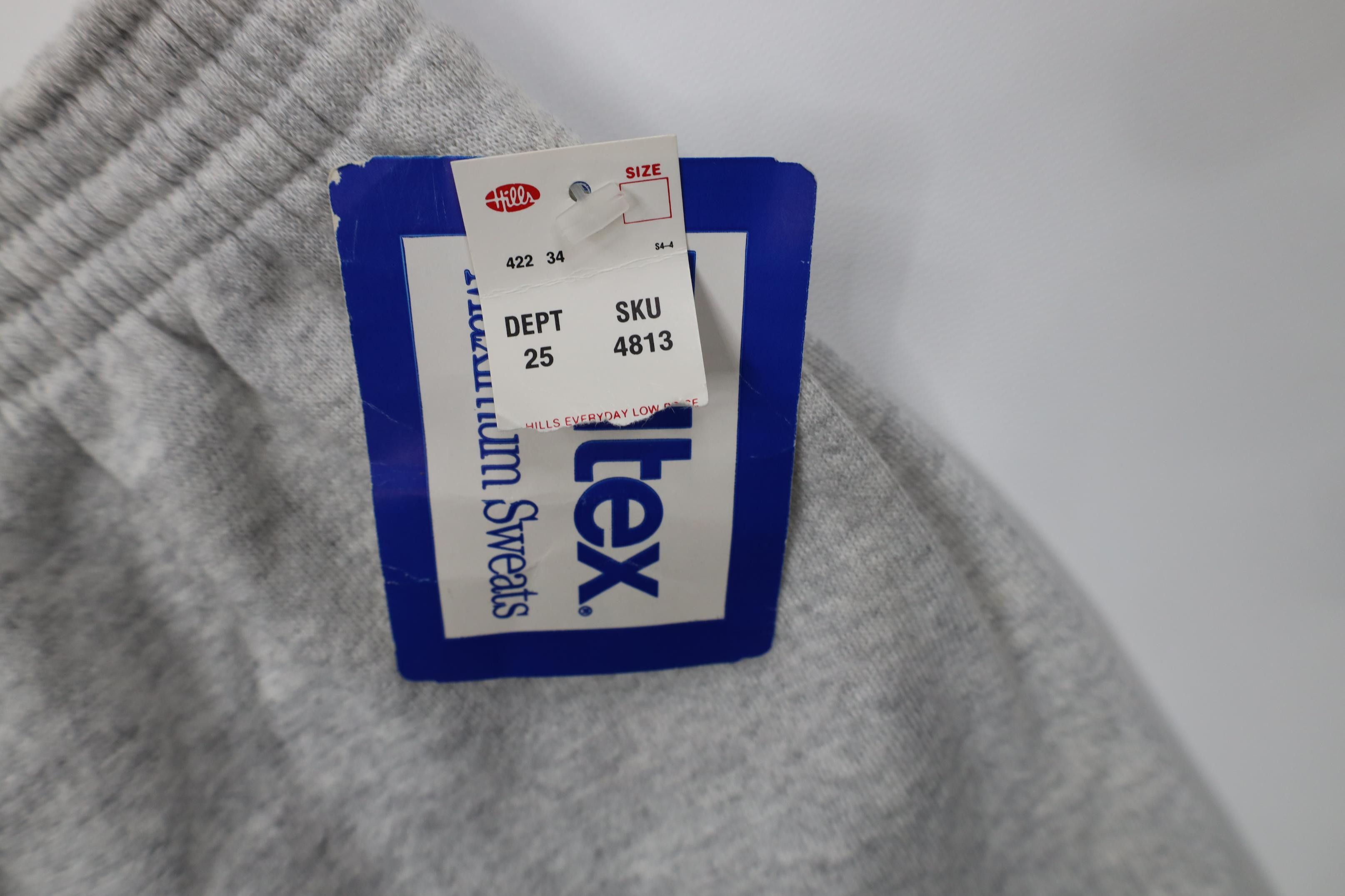 Vintage Deadstock Vintage 90s Streetwear Sweatpants Joggers Gray USA Size US 42 / EU 58 - 7 Thumbnail