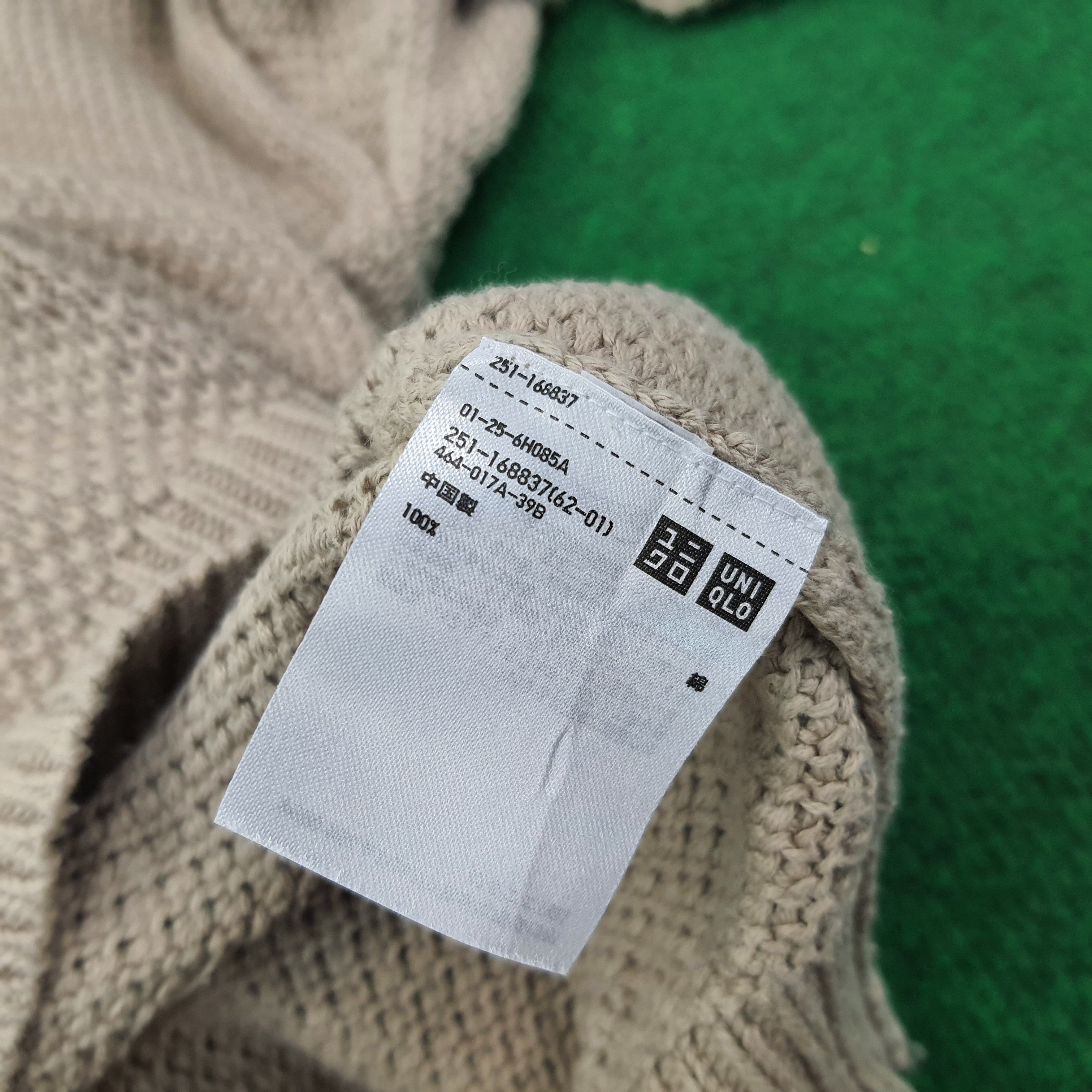 Japanese Brand Vintage Uniqlo Custom Logo Knitwear C224N26 Size US L / EU 52-54 / 3 - 5 Thumbnail