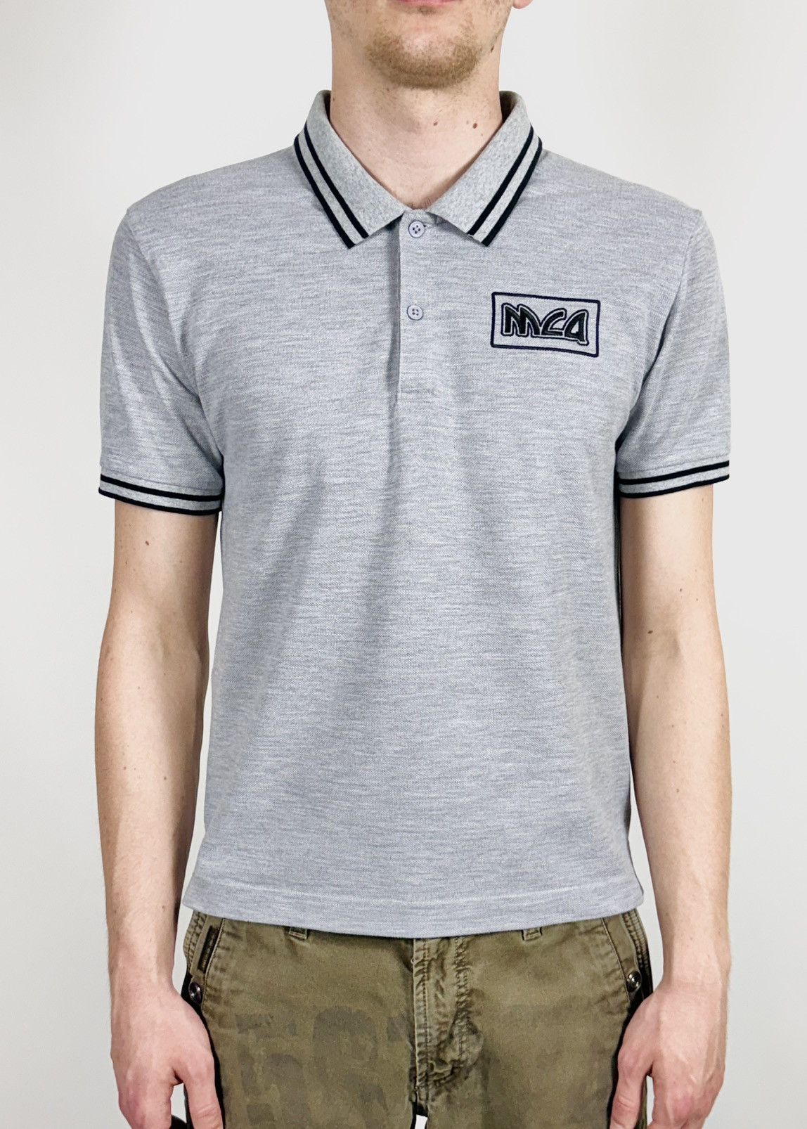 Tシャツ・カットソー alexander mcqueen Embroidered cotton oversize polo shirt Alexander McQueen Embroidered Cotton Oversize Polo Shirt