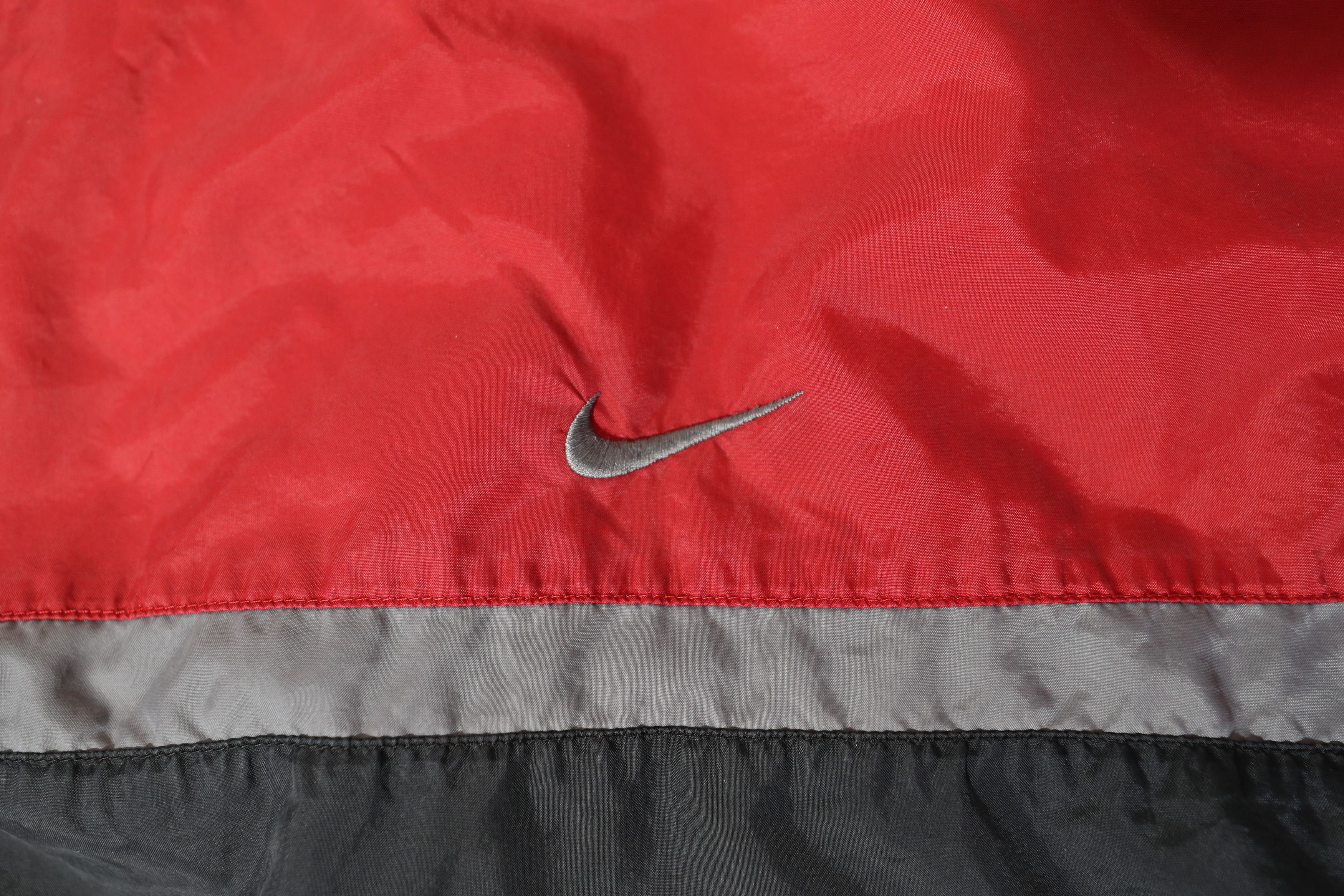 Nike Vintage Nike Y2K Zip Up Track Jacket (L) Size US XL / EU 56 / 4 - 14 Thumbnail