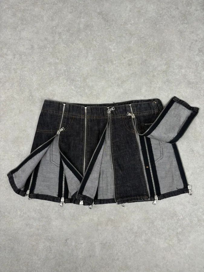 Dolce & Gabbana SS2003 Dolce & Gabbana Navy Denim Multi-Zip Skirt Size 28" / US 6 / IT 42 - 10 Thumbnail