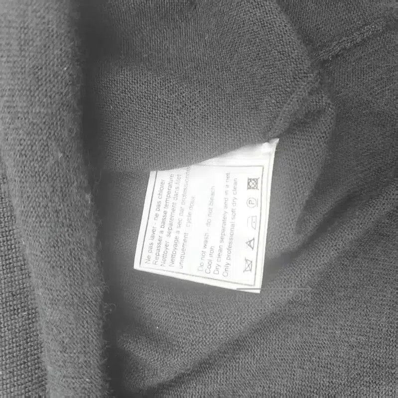 Chanel Chanel Black and Gray Silk Blend Sweater . Size M / US 6-8 / IT 42-44 - 7 Thumbnail