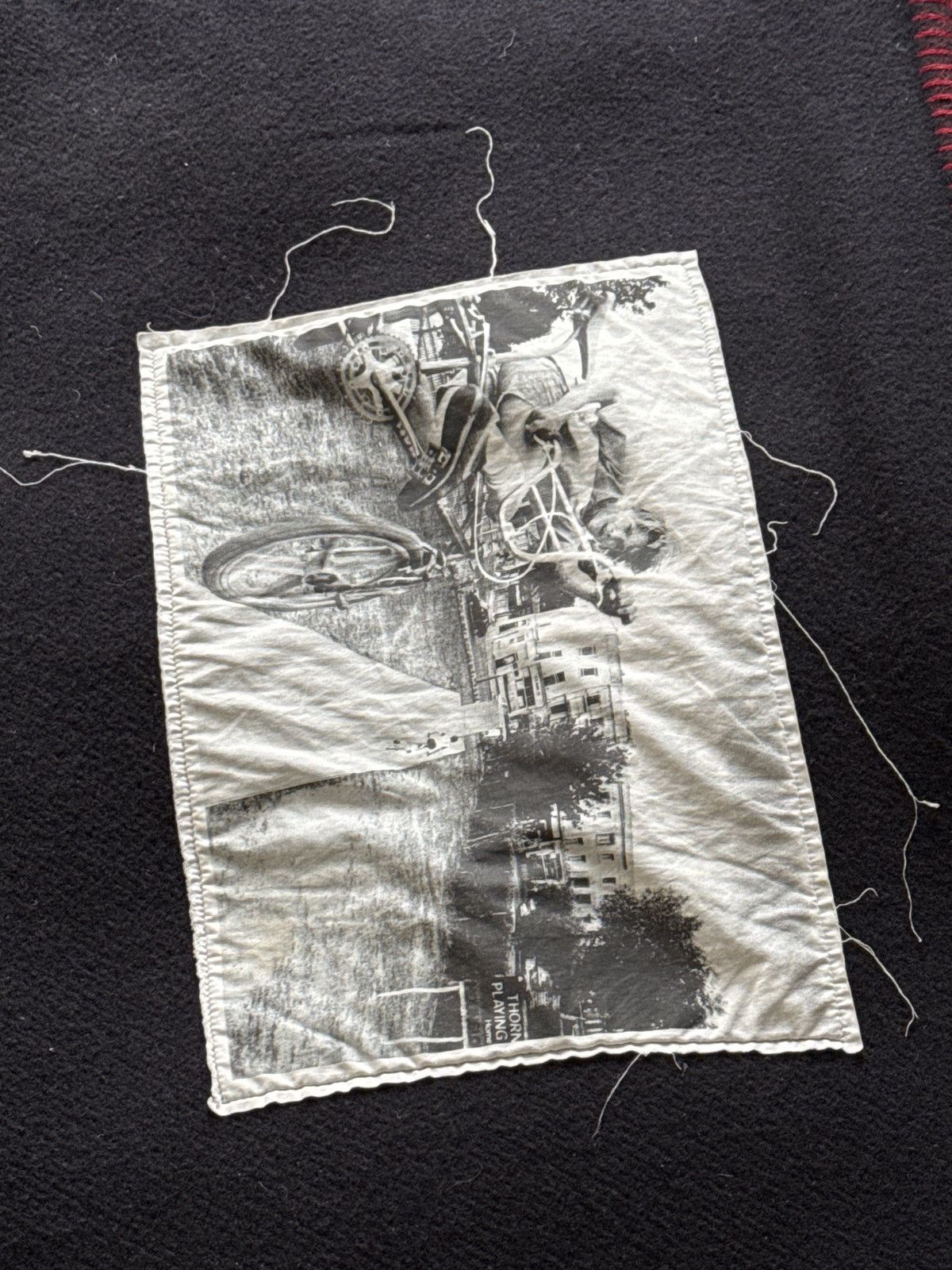 A$AP Rocky × JW Anderson J.W. Anderson x A.$.A.P Rocky Blanket Size ONE SIZE - 5 Thumbnail