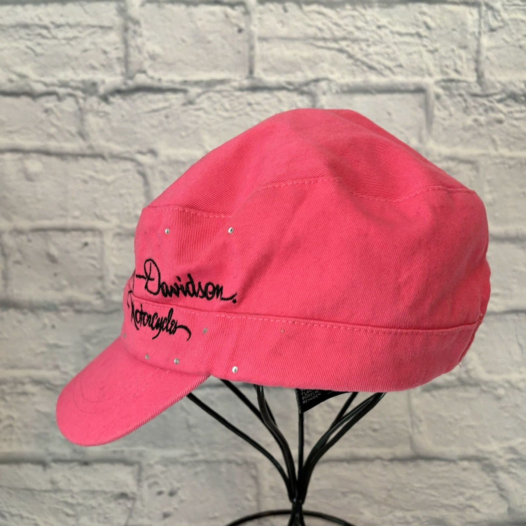 Harley Davidson VINTAGE Harley-Davidson Hat Bling Pink Rare Rhinestone Cap One Size Women's Newsboy Cap Size ONE SIZE - 7 Thumbnail