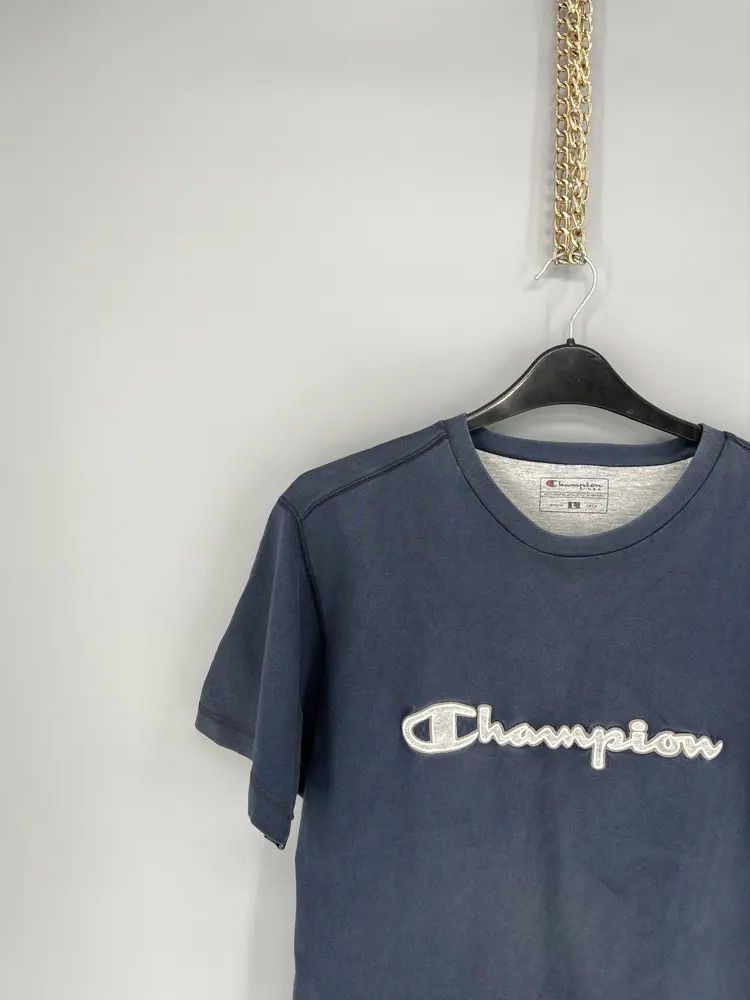 Champion Champion Vintage T-Shirt Y2K Size US L / EU 52-54 / 3 - 4 Thumbnail
