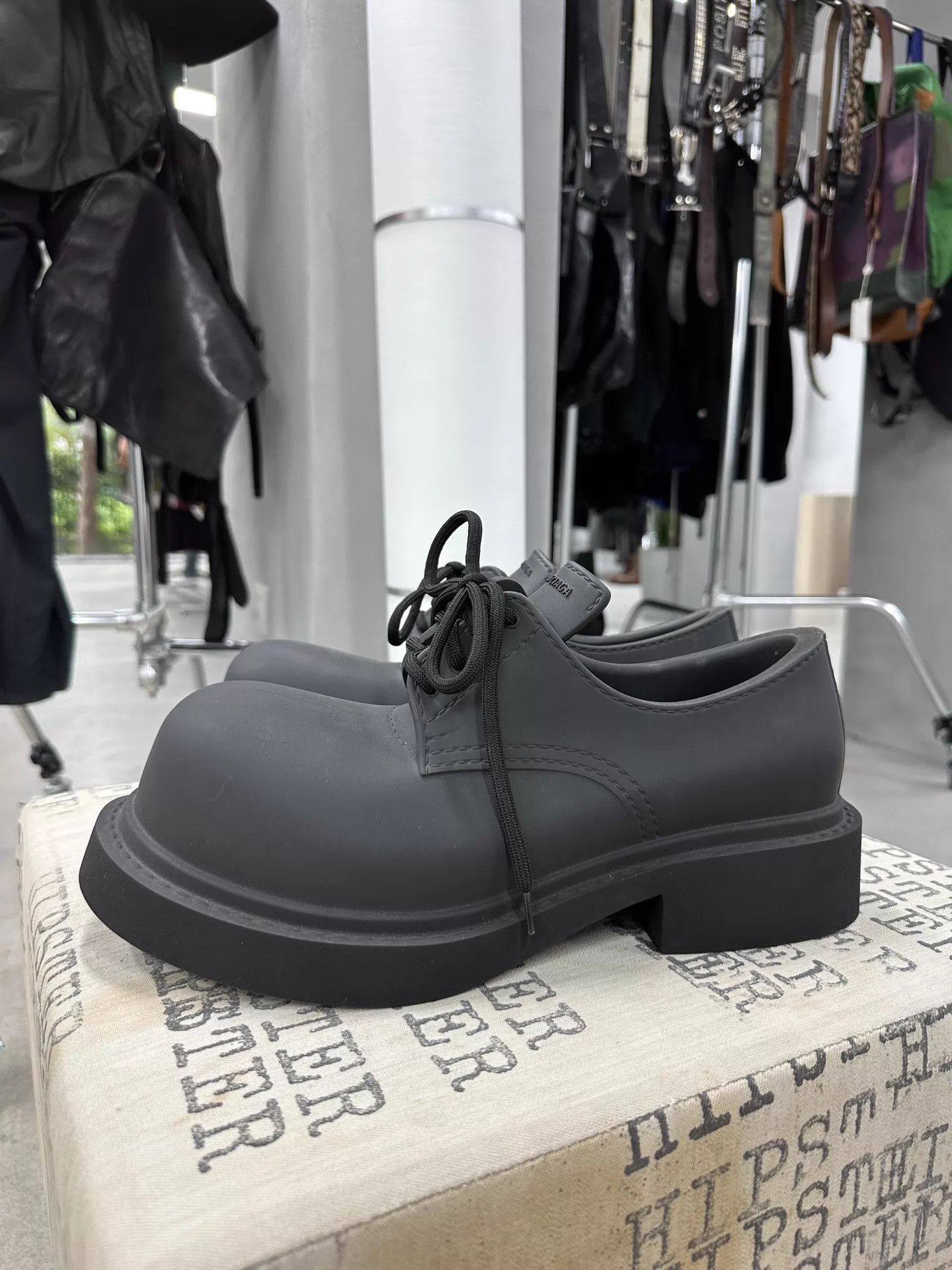 Balenciaga Balenciaga SS23 Mickey Steroid Derby Boot Size US 8 / EU 41 - 3 Thumbnail