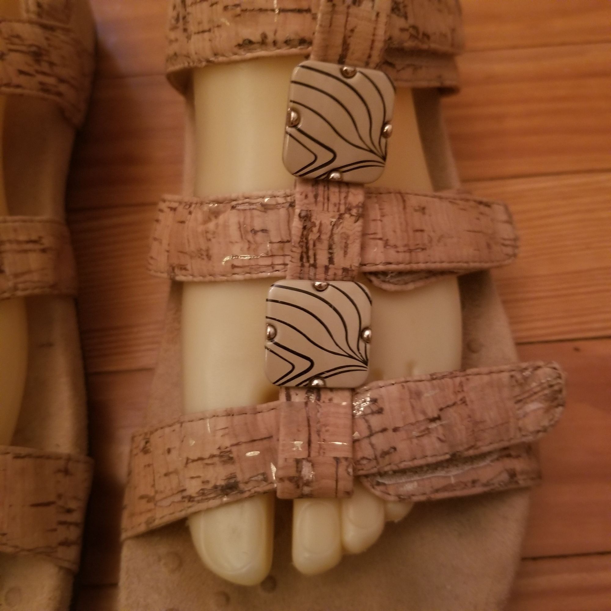 Vionic Vionic 10 Tan AMBER Comfort Shoes Leather Sandals Adjustable Size US 10 / IT 40 - 8 Thumbnail