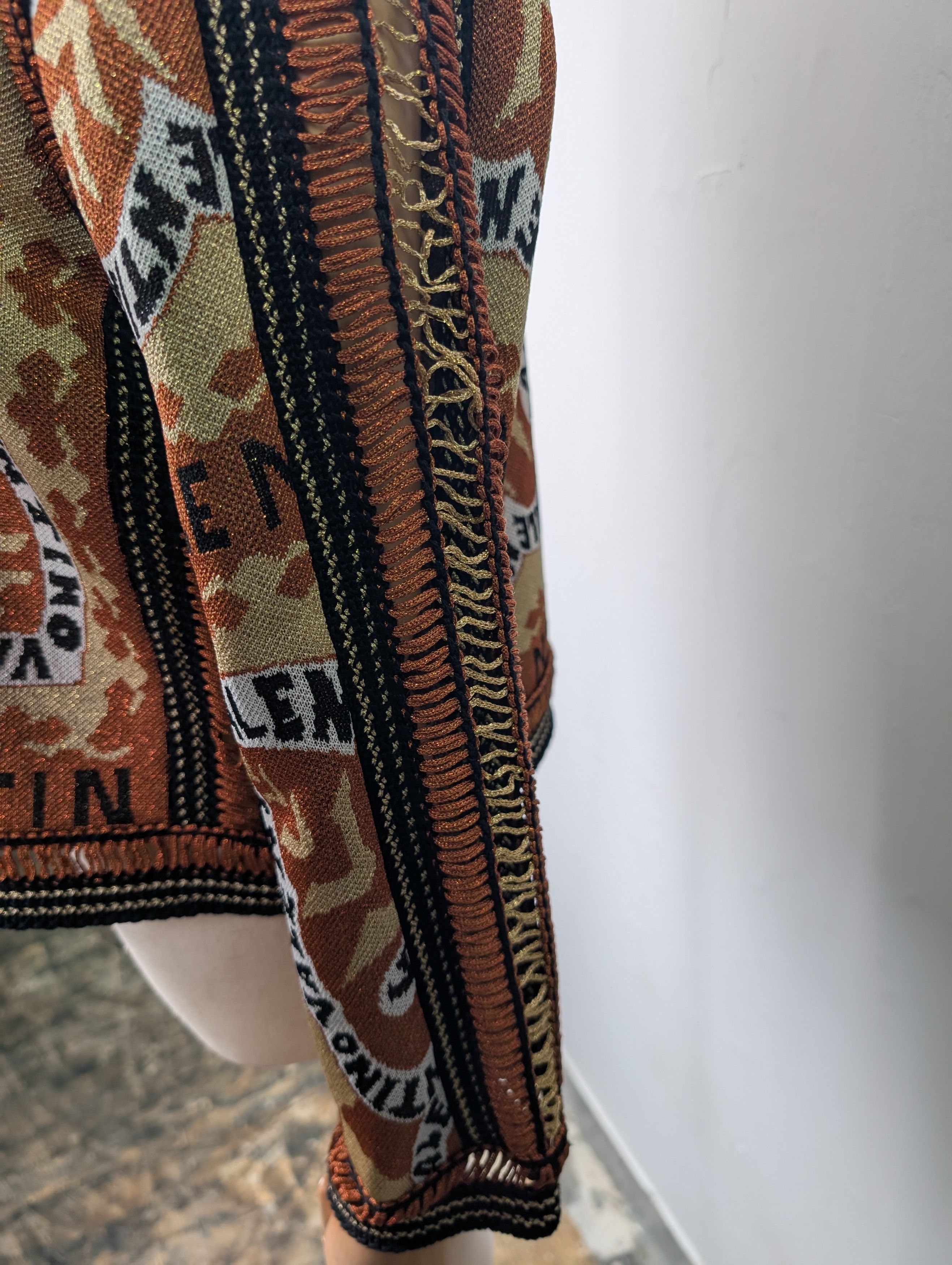 Valentino Valentino Gold Rockstud Manifeesto Bandana Knit Cardigan Size M / US 6-8 / IT 42-44 - 6 Thumbnail