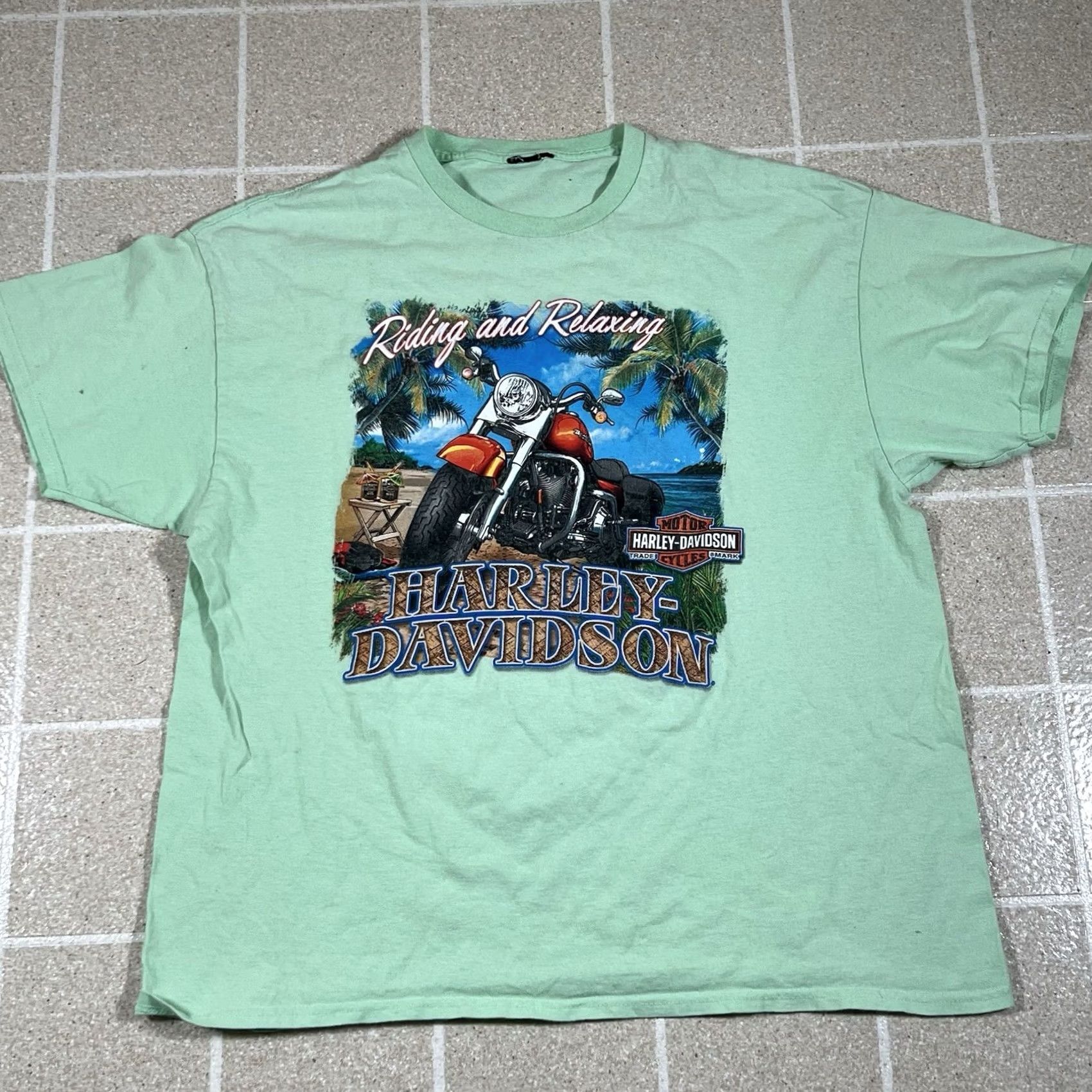 Harley Davidson VINTAGE Harley-Davidson T-Shirt XL Green Motorcycle On The Beach Nassau Bahamas Y2K Mens XL Size US XL / EU 56 / 4 - 2 Thumbnail