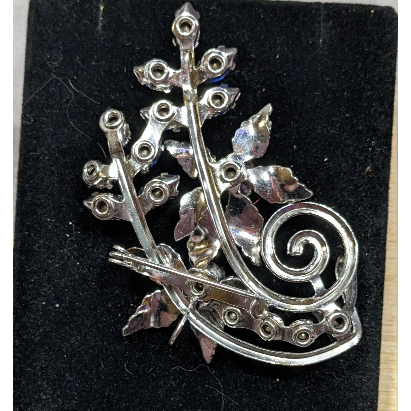 Other Vintage Fantasy Floral Blue And Silver Tone Gemmed Brooch Size ONE SIZE - 4 Thumbnail