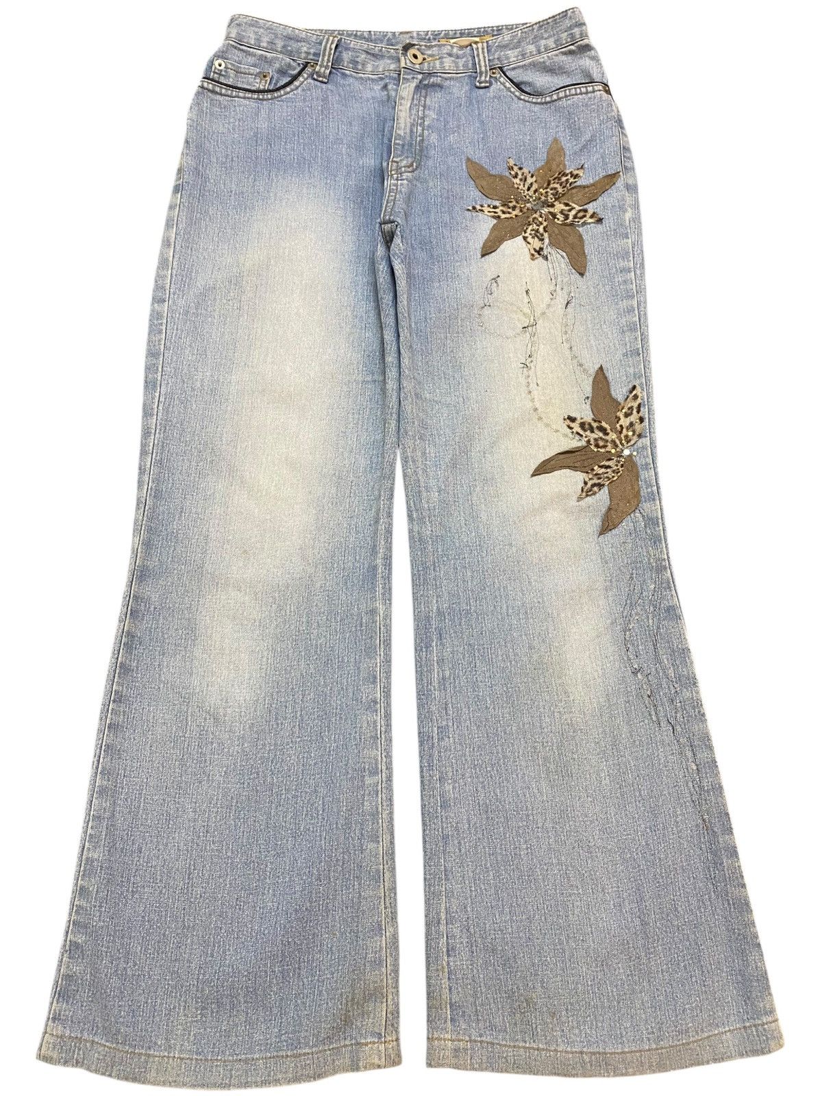 Japanese Brand Vintage Japanese Brands Patched Flare Soft Jeans Size US 29 - 1 Thumbnail